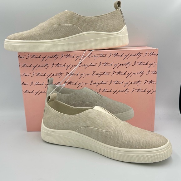 Kensie‎ Salia Beige Slip-On Sneakers Women’s Size 8 NIB - Picture 5 of 8